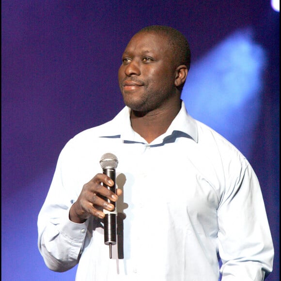 Mouss Diouf - Grande soirée musicale à l'occasion du Ramadan Stade Charléty le 20 septembre 2006