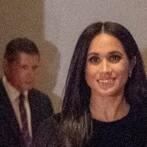 Meghan Markle, duchesse de Sussex inaugure l'exposition "Oceania" le 25 septembre 2018 à Londres 