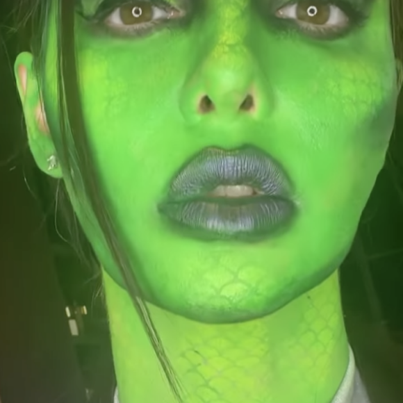 Nabilla dévoile son costume et ceux de son mari Thomas Vergara et de leurs deux enfants, Milann et Leyann, pour Halloween - Instagram