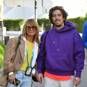 Exclusif - Axelle Laffont et son compagnon Romain Sichez - Axelle Laffont et son compagnon Romain Sichez lors du tournoi de tennis "Rolex Paris Masters 2022" à Bercy AccorHotels Arena à Paris, le 31 octobre 2022. © Veeren Ramsamy / Bestimage 