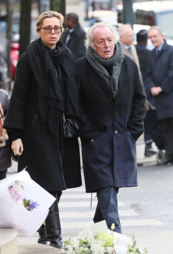 Didier Barbelivien et sa femme Laure - Obsèques de Andrée Sarkozy, dite Dadue née Andrée Mallah, en l'église Saint-Jean-Baptiste à Neuilly-Sur-Seine. Le 18 décembre 2017