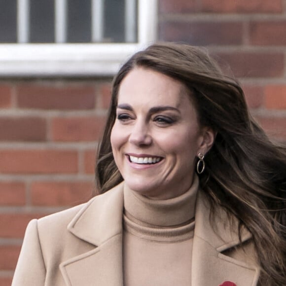 Le prince William, prince de Galles, et Catherine (Kate) Middleton, princesse de Galles, se rendent à Scarborough pour lancer un financement destiné à soutenir la santé mentale des jeunes, dans le cadre d'une collaboration dirigée par la Royal Foundation le 3 novembre 2022. 