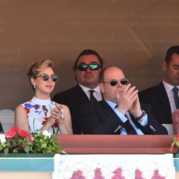 Jazmin Grace Grimaldi et son père le prince Albert II de Monaco en tribune lors du Rolex Monte-Carlo Masters 2018 à Roquebrune Cap Martin le 19 avril 2018. © Bruno Bebert / Bestimage 