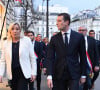 Marine Le Pen, députée du Rassemblement national (RN), le député du RN Jordan Bardella et les députés du RN observent une minute de silence en mémoire de Lola devant l'assemblée Nationale à Paris, France, le 20 octobre 2022. 
