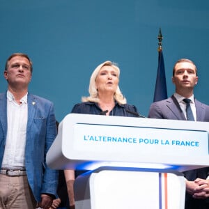 Louis Aliot, Marine Le Pen, Jordan Bardella - Meeting de rentrée du Rassemblement National au Cap d'Agde, le 18 septembre 2022. 