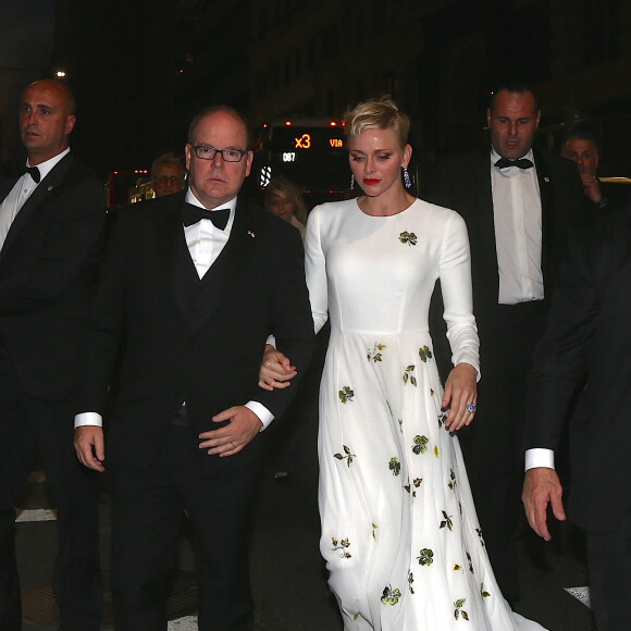 Le prince Albert II de Monaco et la princesse Charlène à la Soirée "Princess Grace Awards Gala 2016" au restaurant Cipriani à New York le 24 octobre 2016.