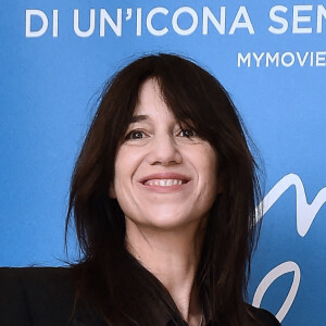 Charlotte Gainsbourg au photocall du film "Suzanna Andler" à Milan, le 8 mars 2022. 