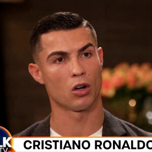 Cristiano Ronaldo révèle s'être senti trahi et déclare n'avoir "aucun respect" pour l'entraîneur du club Manchester United, E.ten Hag, lors d'une interview à Piers Morgan sur la chaîne Talk Sport. Londres. Le 13 novembre 2022.