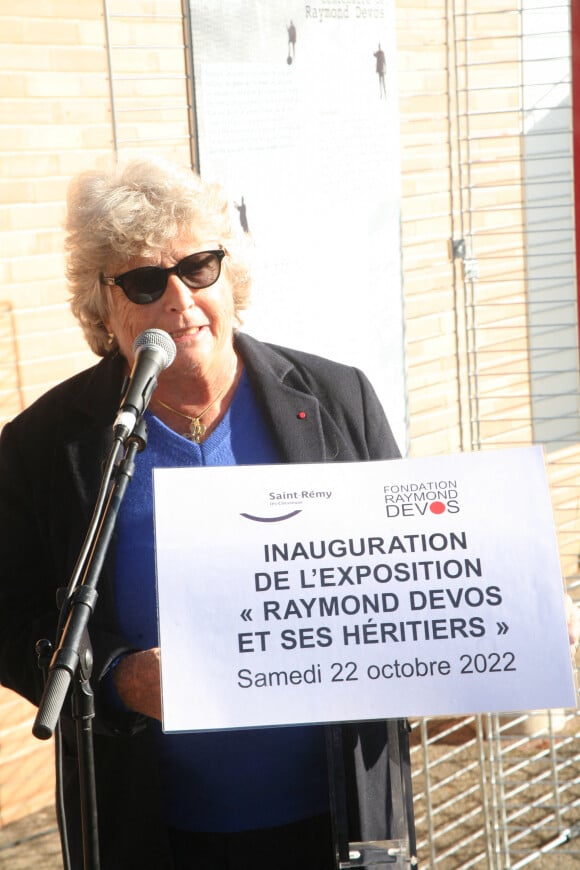 Exclusif - Après l'inauguration de l'exposition en plein air "Raymond Devos et ses Héritiers" dans le parc de la mairie de Saint-Rémy-lès-Chevreuse, le 22 octobre 2022.