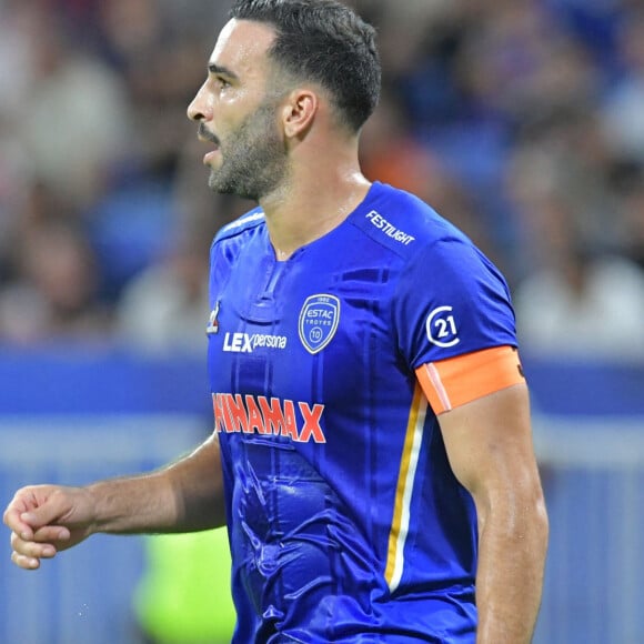 Adil Rami (troyes) - Match de football en ligue 1 Uber Eats : Olympique Lyonnais - ESTAC Troyes (4-1), au Groupama Stadium à Lyon, France le 19 Août 2022. © Frédéric Chambert / Panoramic / Bestimage