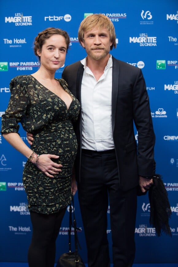Jérémie Renier et sa nouvelle compagne enceinte lors de la 8e Cérémonie des Magritte du Cinéma, qui récompense le septième art belge, au Square, à Bruxelles, 3 février 2018.