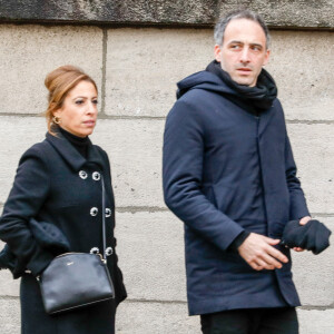 Léa Salamé et son compagnon Raphaël Glucksmann - Obsèques de Sébastien Demorand à la Coupole du crématorium du cimetière du Père-Lachaise à Paris, France, le 31 janvier 2020.