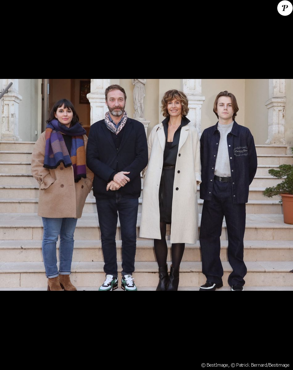 Cécile de France, Grégoire Monsaingeon, Félix Lefebvre et la réalisatrice Héloïse Pelloquet participent à la 31ème édition du festival du film de Sarlat avec le film en compétition " La passagere ", à Sarlat-la-Canéda, France, le 10 novembre 2022. © Patrick Bernard/Bestimage