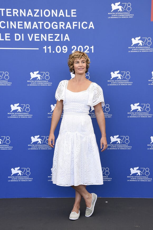 Cécile de France - Photocall du film "Illusions perdues" lors du festival international du film de Venise (La Mostra), le 5 septembre 2021. 