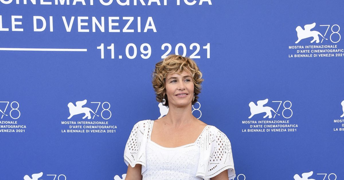 Cécile de France Photocall du film Illusions perdues lors du festival