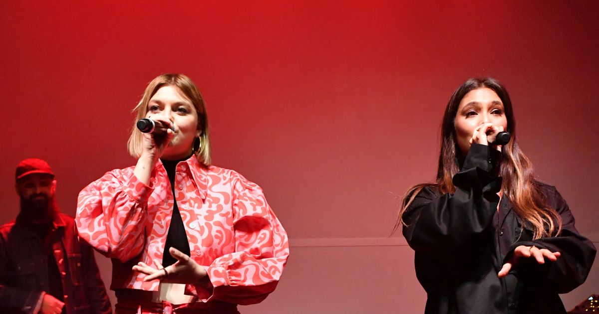 Exclusif Louane et Chilla ( Maréva Ranarivelo) La chanteuse Chilla