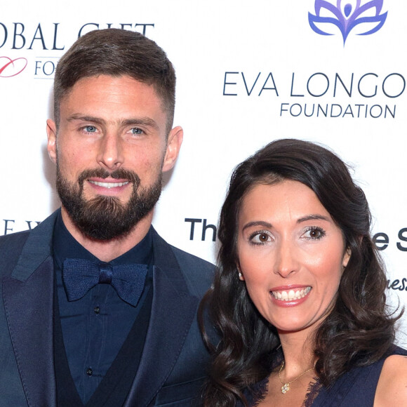 Olivier Giroud et sa femme Jennifer Giroud - Les célébrités posent lors du photocall de la soirée Global Gift à Londres.