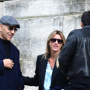 Exclusif - Sarah Poniatowski et son compagnon Roschdy Zem - Hommage à la chanteuse Dani en l'église Saint-Roch à Paris le 1er octobre 2022.