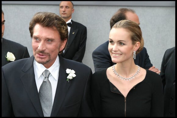 Johnny Hallyday et Laeticia au mariage du prince Emmanuel Philibert de Savoie et Clotilde Courau à Rome, en 2003