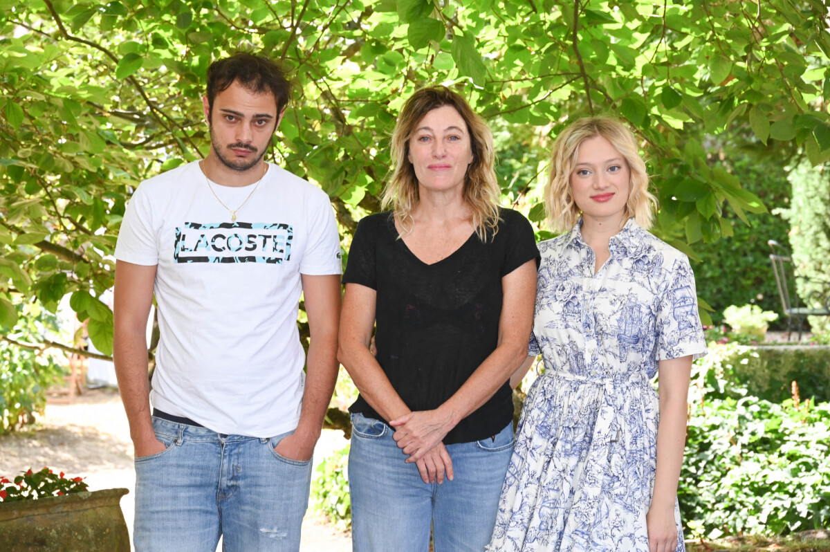 photo-sofiane-bennacer-valeria-bruni-tedeschi-et-nadia-tereszkiewicz
