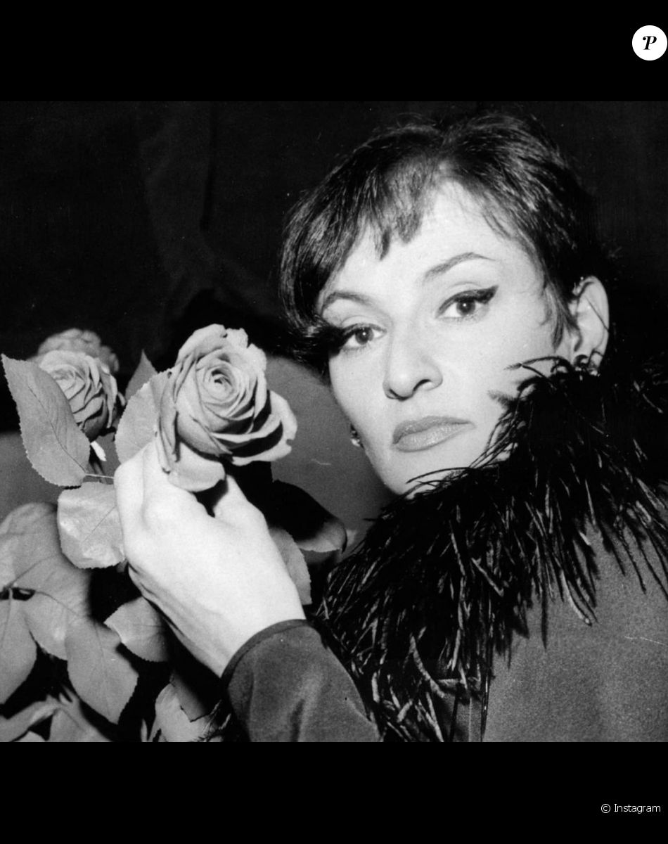 Barbara, Monique Serf, interprète du titre "L'aigle noir" morte le 24 novembre 1997.