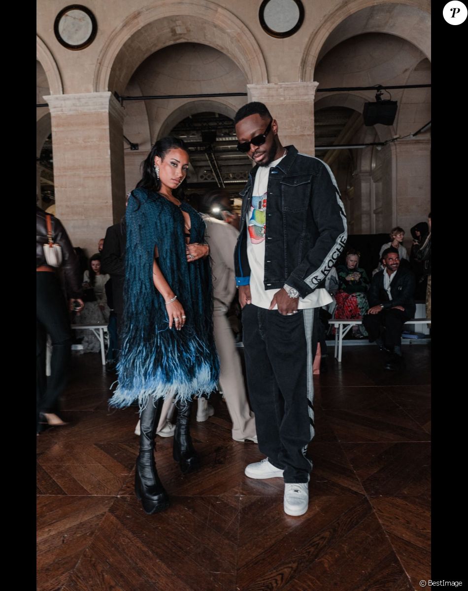 Exclusif - Demdem et Dadju au Front Row du défilé Koché Collection Femme Prêt-à-porter Printemps/Eté 2023 lors de la Fashion Week de Paris, France, le 24 septembre 2022.