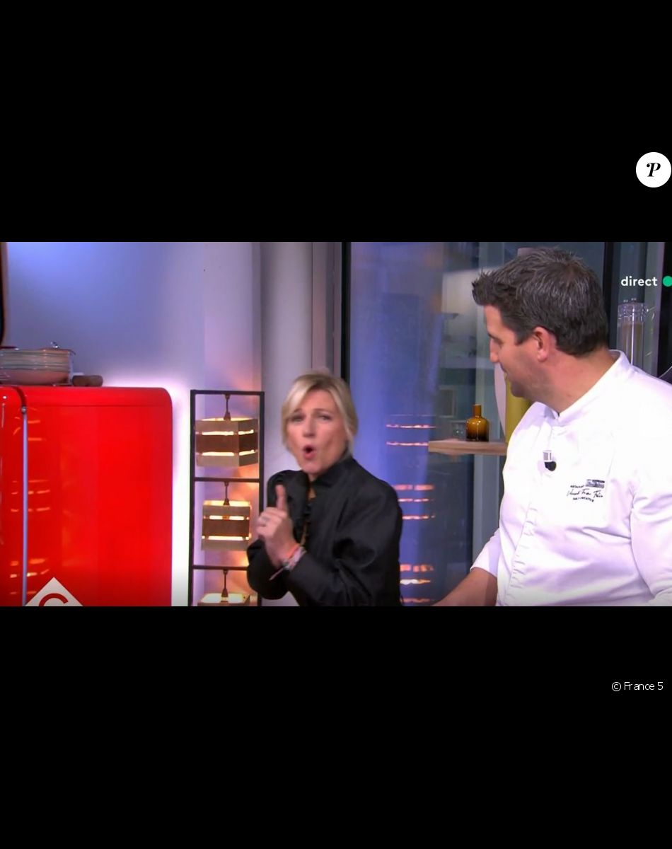 Anne-Elisabeth Lemoine dans "C à vous", le 24 novembre 2022, sur France 5
