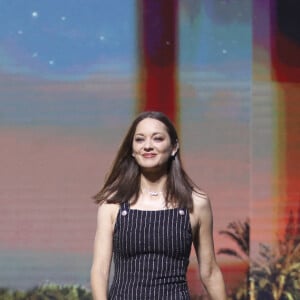 Marion Cotillard en Chanel lors du 19ème Festival International du Film de Marrakech le 12 novembre 2022. Soirée en hommage au réalisateur américain J.Gray. © Denis Guignebourg / Bestimage