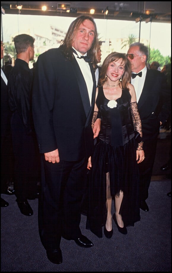 Archives - Gérard Depardieu et sa femme Elisabeth au Festival de Cannes en 1992.