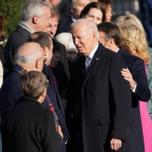 Le président américain Joe Biden et la première dame Jill Biden accueillent le président français Emmanuel Macron et sa femme Brigitte Macron à la Maison Blanche à Washington, The District, Etats-Unis, le 1er décembre 2022. 