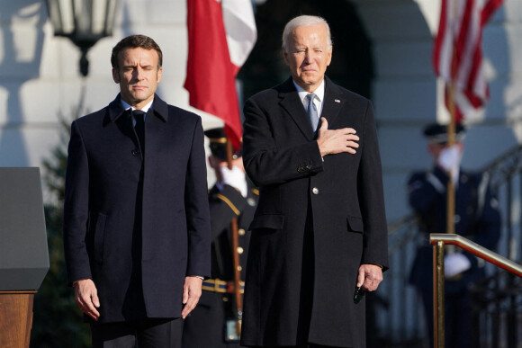 Le président américain Joe Biden accueille le président français Emmanuel Macron à la Maison Blanche à Washington, The District, Etats-Unis, le 1er décembre 2022. 