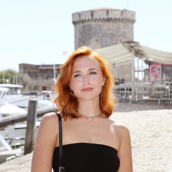 Chloé Jouannet - Photocall de "Touchées" lors de la 24ème édition du Festival de la Fiction TV de la Rochelle. Le 14 septembre 2022 © Patrick Bernard / Bestimage