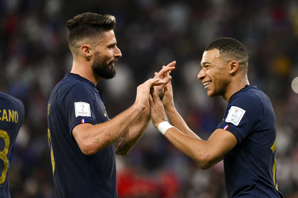 Photo Olivier Giroud Kylian Mbappe Joie Des Joueurs Français Lors Du Match Des 18emes De 9495