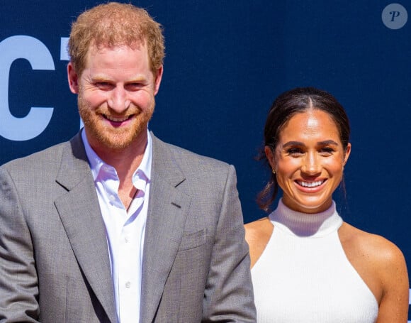 Le prince Harry, duc de Sussex et Meghan Markle, duchesse de Sussex, arrivent à l'hôtel de ville pour l'événement Invictus Games Dusseldorf 2023 One Year to Go, à Düsseldorf, Allemagne, le 6 septembre 2022. 