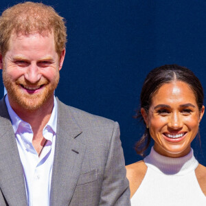 Le prince Harry, duc de Sussex et Meghan Markle, duchesse de Sussex, arrivent à l'hôtel de ville pour l'événement Invictus Games Dusseldorf 2023 One Year to Go, à Düsseldorf, Allemagne, le 6 septembre 2022. 