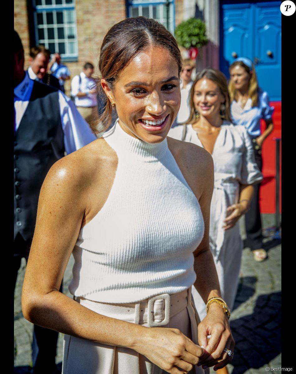 Meghan Markle, duchesse de Sussex, arrive à l'hôtel de ville pour l'événement Invictus Games Dusseldorf 2023 One Year to Go, à Düsseldorf, Allemagne, le 6 septembre 2022.