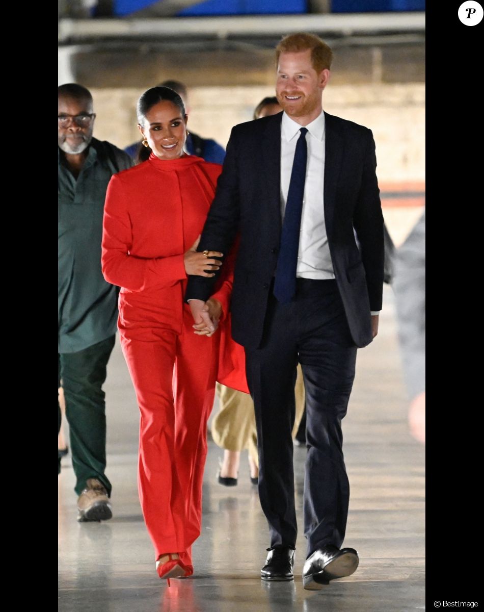 Le prince Harry, duc de Sussex et Meghan Markle, duchesse de Sussex, arrivent au "One Young World Summit 2022" à Manchester, le 5 septembre 2022.