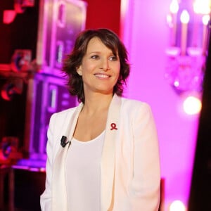 Carole Rousseau enceinte - Exclusif - Backstage - Enregistrement au théâtre Marigny de l'émission "Toute la télé chante pour le Sidaction" le 21 mars 2013