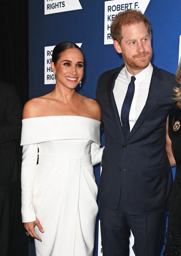 Le prince Harry et Megan Markle au photocall de la soirée de gala "Robert F. Kennedy Human Rights Ripple of Hope 2022" à l'hôtel Hilton de New York City, New York, Etats-Unis, le 6 décembre 2022. 