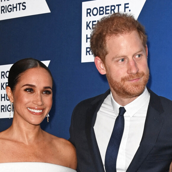 Le prince Harry et Megan Markle au photocall de la soirée de gala "Robert F. Kennedy Human Rights Ripple of Hope 2022" à l'hôtel Hilton de New York City, New York, Etats-Unis, le 6 décembre 2022. 