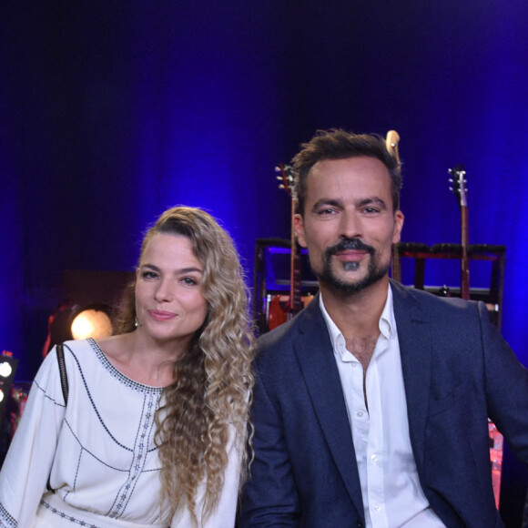 Exclusif - Cecilia Cara et Damien Sargue - Backstage - Enregistrement de l'émission "300 Choeurs chantent les plus belles comédies musicales" à Paris, qui est rediffusée le 9 décembre sur France 3 © Giancarlo Gorassini / Bestimage