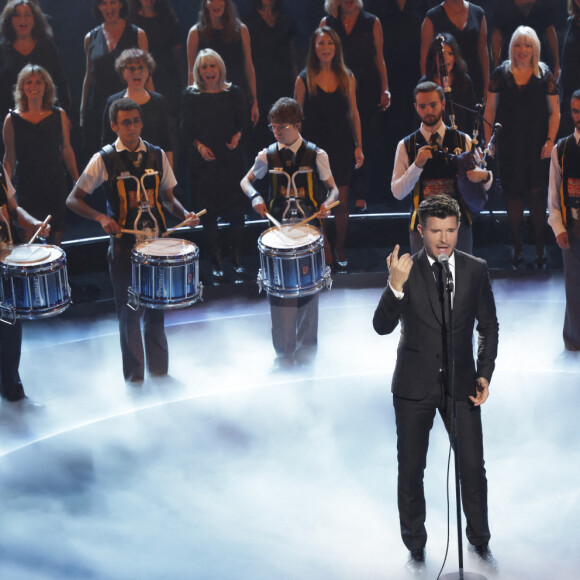 Exclusif - Vincent Niclo - Enregistrement de l'émission "300 Choeurs chantent pour les fêtes" à Paris, diffusée le 9 décembre sur France 3 © Jack Tribeca / Bestimage