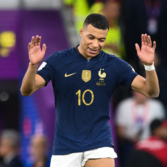 Kylian Mbappé - Match de football de la Coupe du Monde FIFA Qatar 2022 : la France bat la Pologne 3 à 1 en 8ème de finale au Al Thumama Stadium à Doha le 4 décembre 2022. © Philippe Perusseau / Bestimage