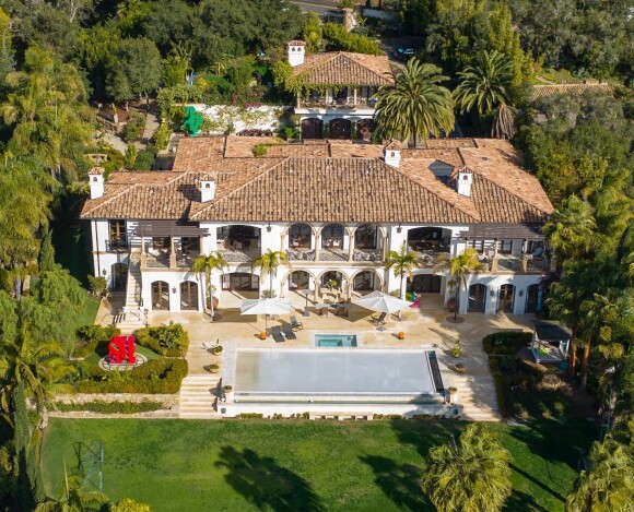 Exclusif - Vues aériennes de la villa qui a servi au tournage du documentaire Netflix "Harry & Meghan" à Los Angeles, le 11 décembre 2022. 