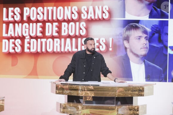 Exclusif - Cyril Hanouna - Enregistrement de l'émission "TPMP (Touche Pas à Mon Poste)", présentée par C.Hanouna et diffusée en direct sur C8 le 14 novembre © Jack Tribeca / Bestimage