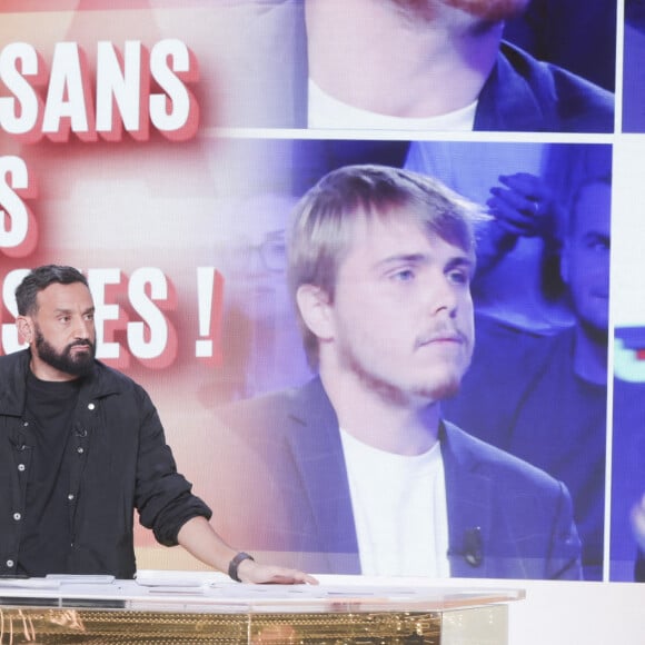 Exclusif - Cyril Hanouna - Enregistrement de l'émission "TPMP (Touche Pas à Mon Poste)", présentée par C.Hanouna et diffusée en direct sur C8 le 14 novembre © Jack Tribeca / Bestimage