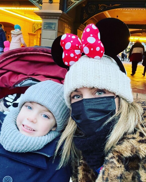 Laetitia Bertignac et son fils Jack sur Instagram. Le 24 décembre 2021.