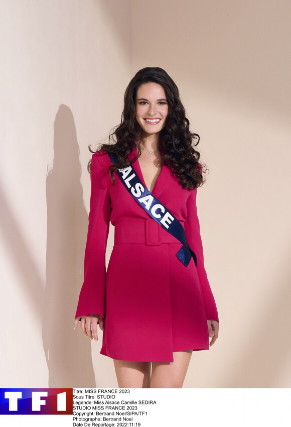 Miss Alsace est Camille Sedira. Elle a 21 ans et est étudiante en école de commerce - Candidate à l'élection Miss France 2023 qui aura lieu le 17 décembre 2022.