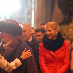La princesse Beatrice d'York, son mari Edoardo Mapelli Mozzi, la princesse Michael de Kent, et le prince Michael de Kent, arrivent pour le "Together at Christmas" Carol Service à l'abbaye de Westminster à Londres, Royaume uni, le 15 décembre 2022. 