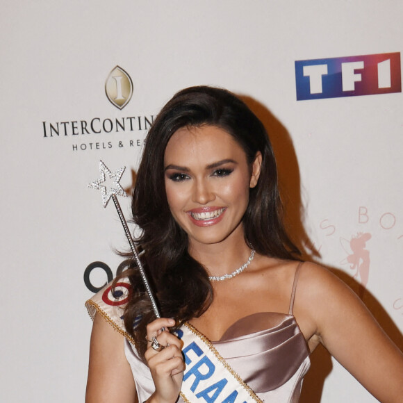 Diane Leyre, miss France 2022 lors du gala de l'association "Les bonnes fées" à l'InterContinental Paris le 14 juin 2022. © Rachid Bellak / Bestimage 